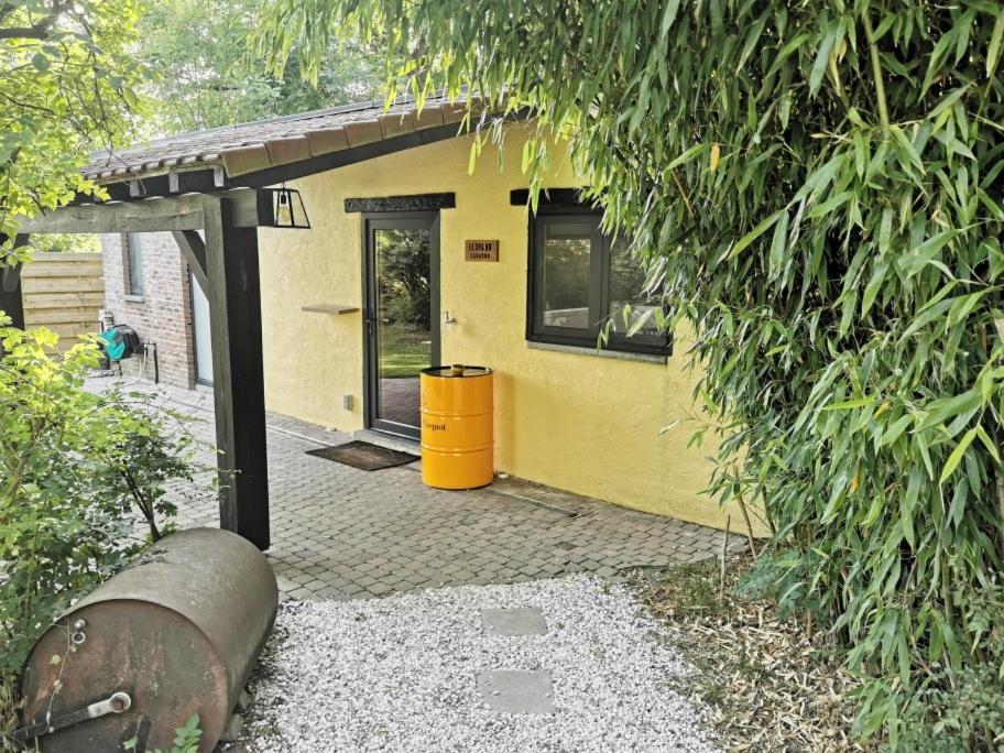 Le Spa Du Cabanon: Cabanon De Luxe Avec Spa Entierement Privatif Aye Bagian luar foto